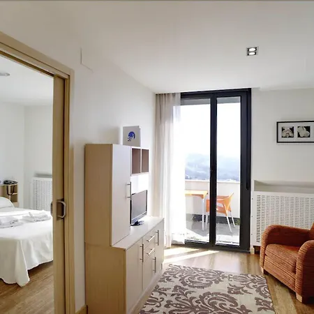 Ovida Apartman 3*